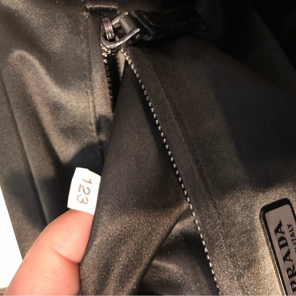 PRADA limited edition evening bag - Picture 8 of 11